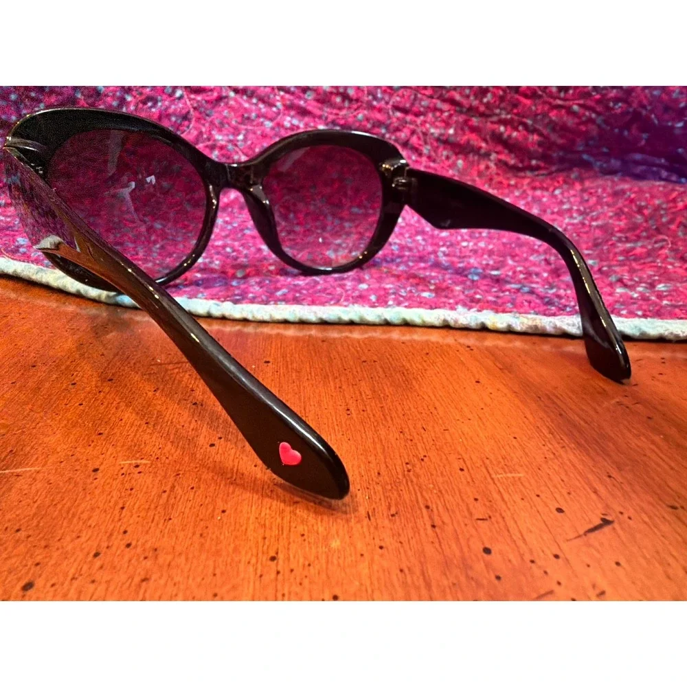 Betsey Johnson Oversized Butterfly Sunglasses Black Y2K Punk Glam